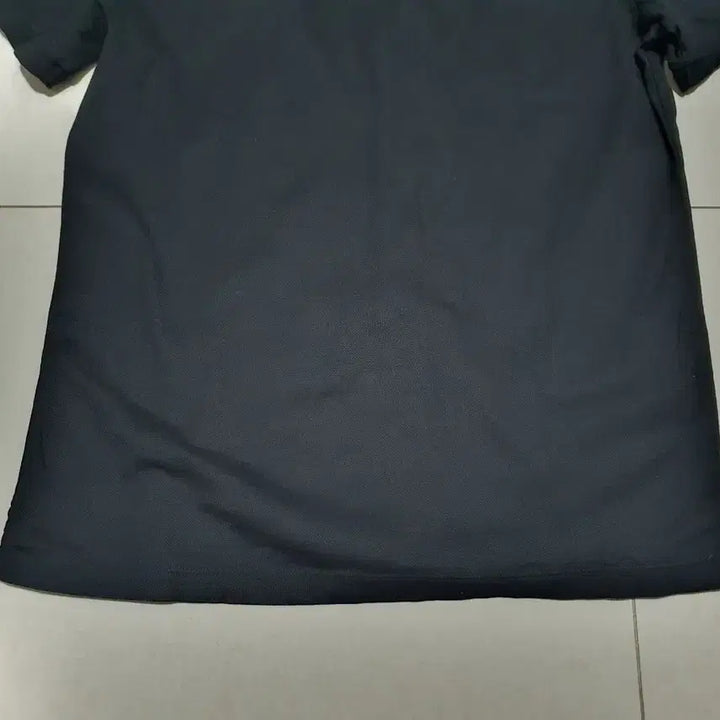 [BUNJANG] Burberry Black Polo Shirt 8007694 / 버버리 블랙 카라티 8007694