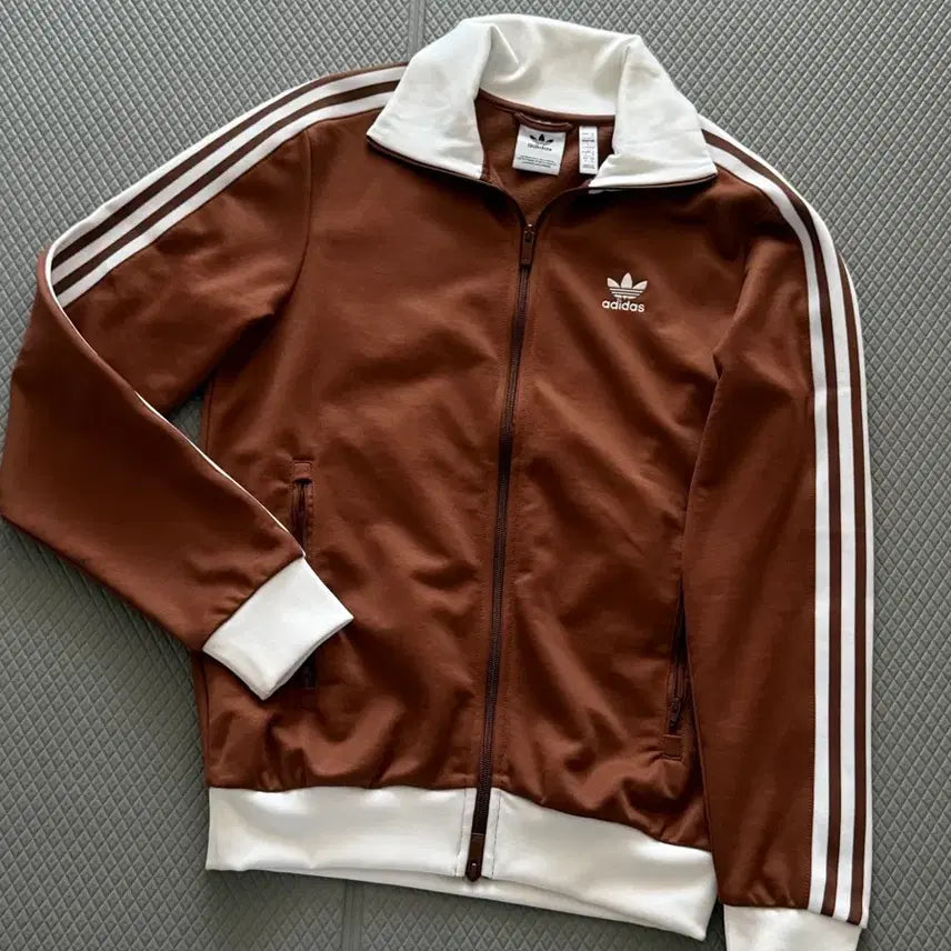 [SOLD OUT] 아디다스 베켄바우어 트랙탑 브라운 IY9879