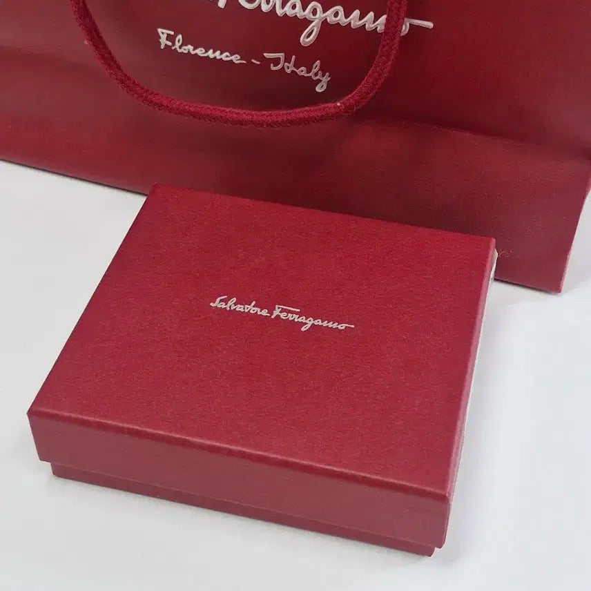[BUNJANG] Ferragamo Gancini Bifold Wallet - Orange / 페라가모 간치니 반지갑 오렌지 새상품 풀박스