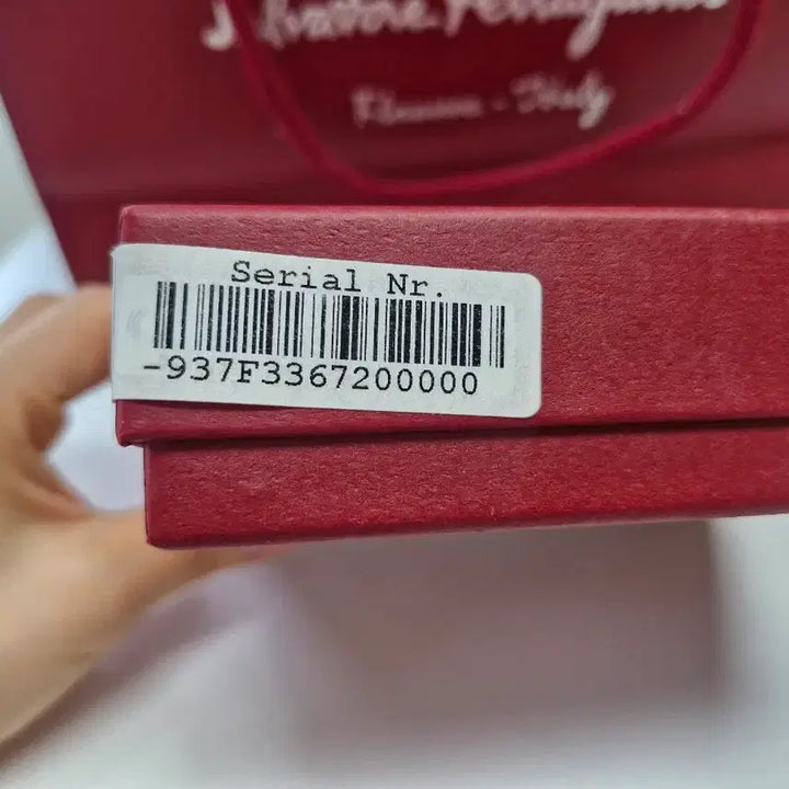 [BUNJANG] Ferragamo Gancini Bifold Wallet - Orange / 페라가모 간치니 반지갑 오렌지 새상품 풀박스