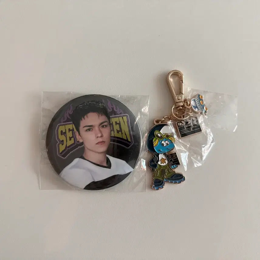 [SOLD OUT] 세븐틴 버논 홈 캔뱃지+이삭토스트키링