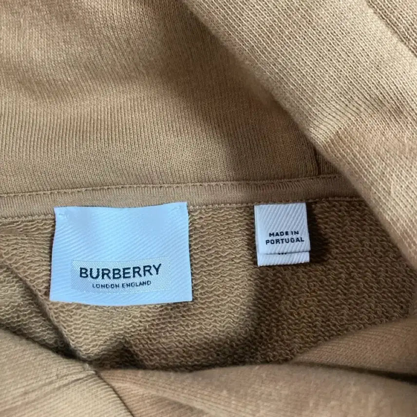 [BUNJANG] Burberry Logo Patch Hoodie Beige (M) / 버버리 로고 패치 후드티 베이지(M)