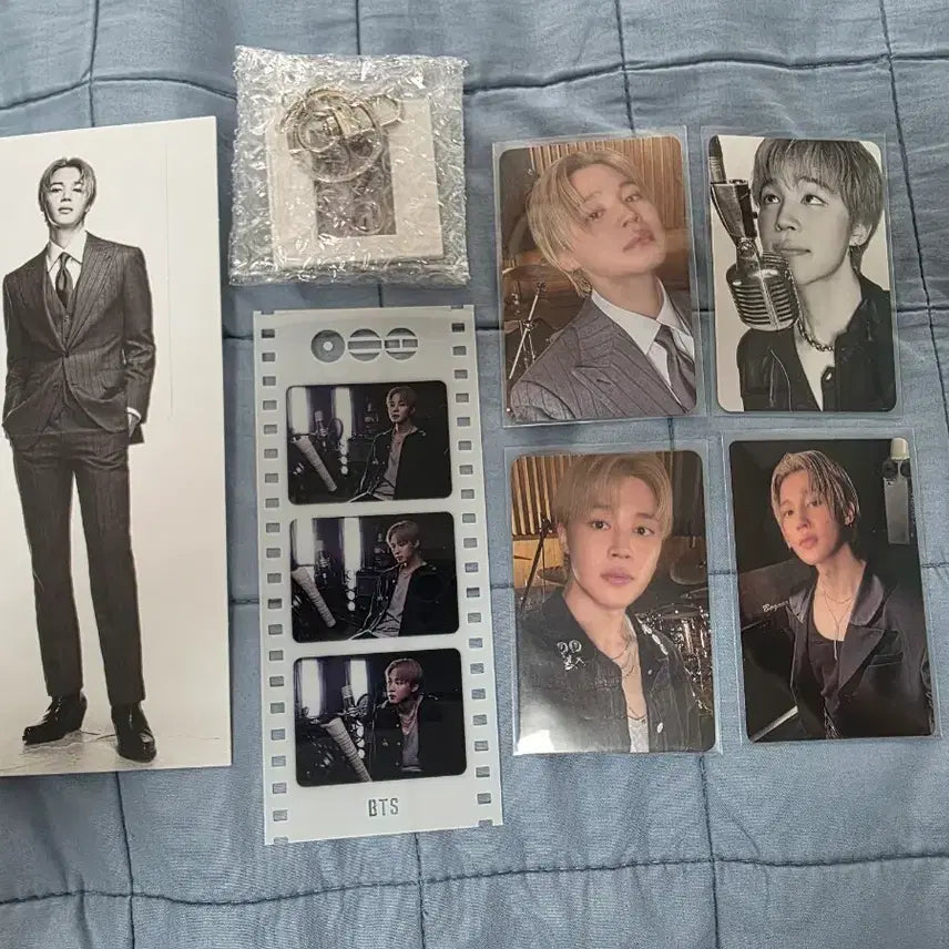 [BUNJANG] BTS Jimin Arirang Photocard Set + Pre-Order Mount Keyring / 방탄소년단 bts 아리랑 지민 포카 세트 + 예판 마운트키링