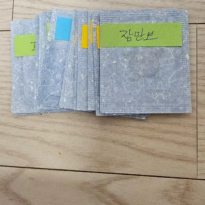 [BUNJANG] Pokemon Season 1 Tteokbokki Seal - Trading/Selling / 포켓몬 띠부씰 교환/ 판매