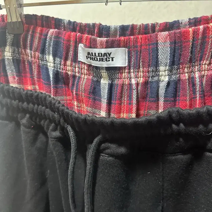 [BUNJANG] ODEFF Seongsu Pop-up Sagging Pants / 올데프 성수 팝업 새깅팬츠 굿즈