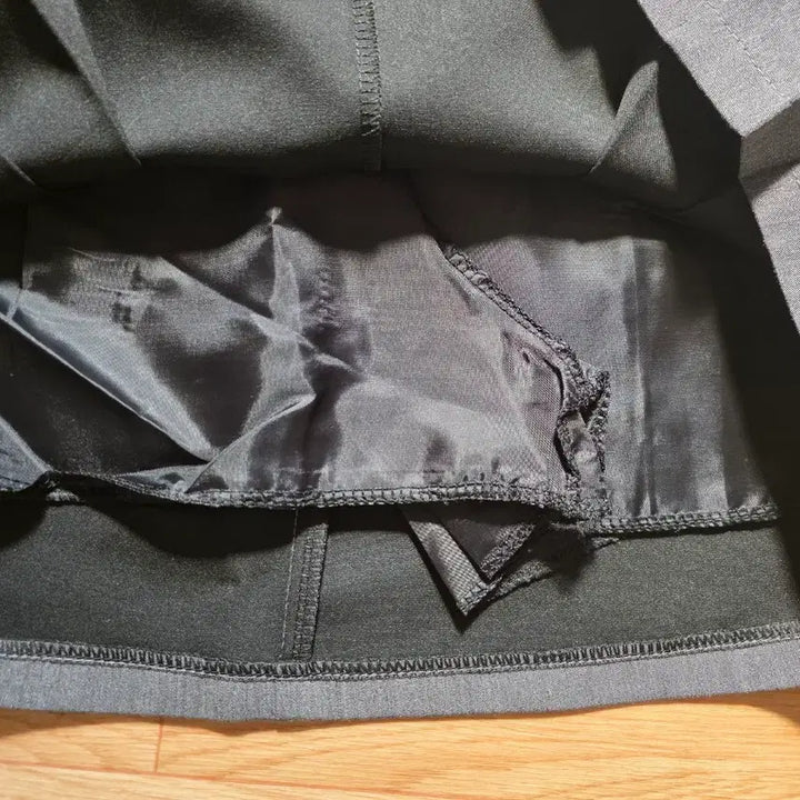 [BUNJANG] Gray Pleated Skirt + Belt Set - Size S (44) / 회색 플리츠 스커트 + 벨트 세트 s 44사이즈