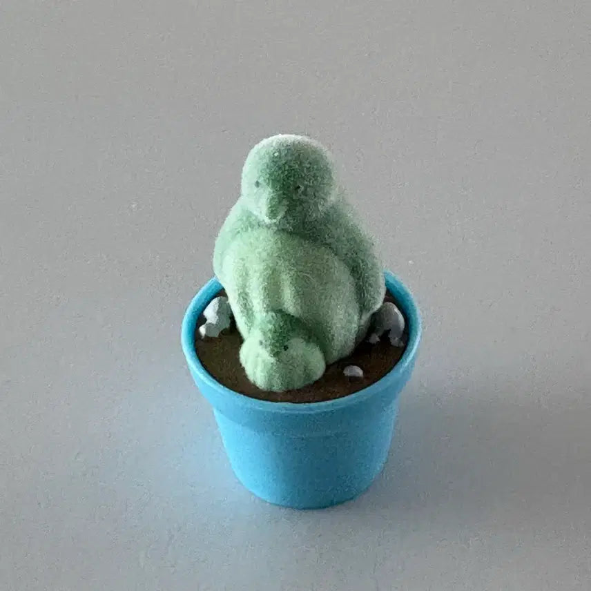 [BUNJANG] HUSAHUSA Zoo Flocked Penguin Figure / 후사후사 동물 선인장 ZOO 플로키 펭귄 가챠 피규어