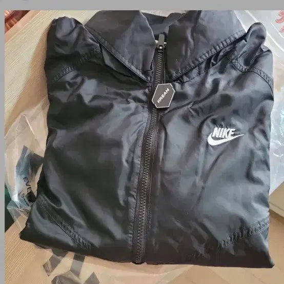 [BUNJANG] Nike Half-Zip Windbreaker / 나이키 반집업 바람막이