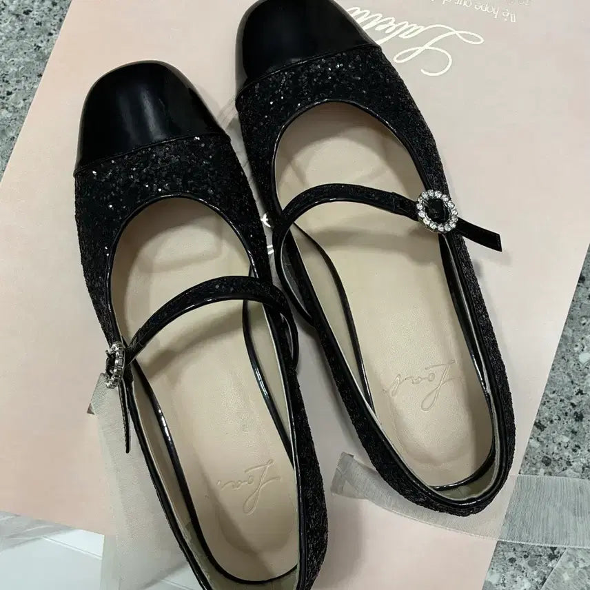 [BUNJANG] Roar Shine Mary Jane Shoes Size 240 / 로아르 샤인 메리제인 슈즈 240사이즈