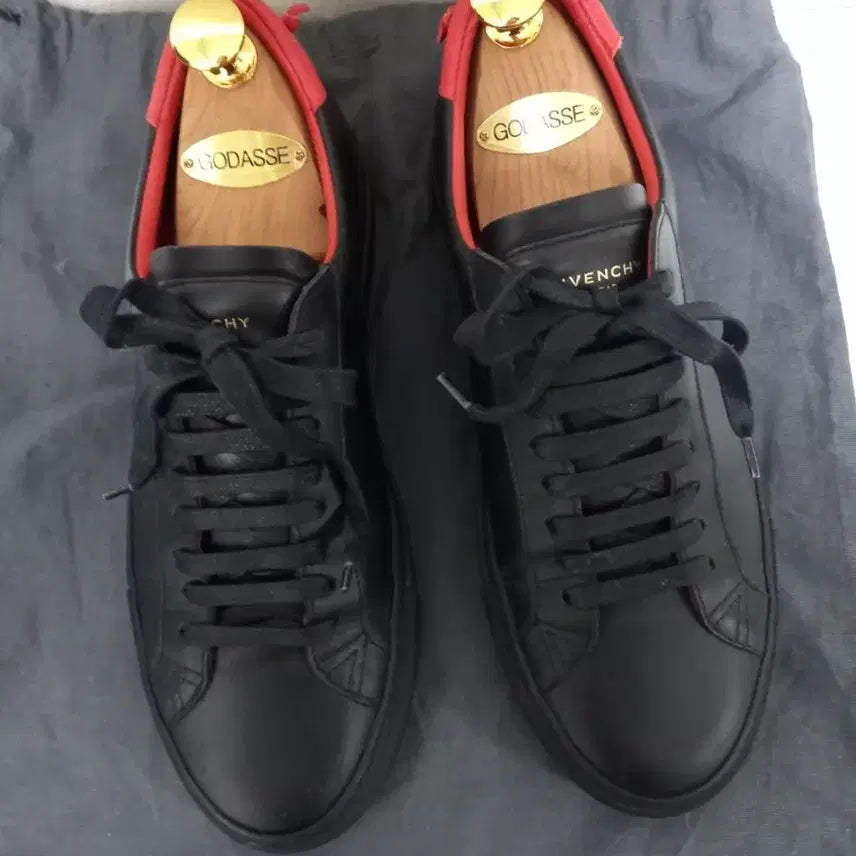 [BUNJANG] Givenchy Sneakers (250mm) / 지방시스니커즈 250사이즈