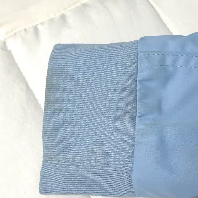 [SOLD OUT] 아디다스 빈티지 스카이블루 시나모롤깔 져지 서브컬쳐