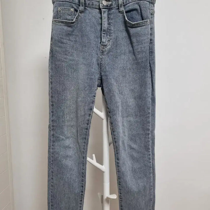 [BUNJANG] Uptownholic Straight Jeans for Petite Women - Gray Denim / 업타운홀릭 키작녀바지 일자 S 숏 150cm  청바지 그레이 일자진 데님