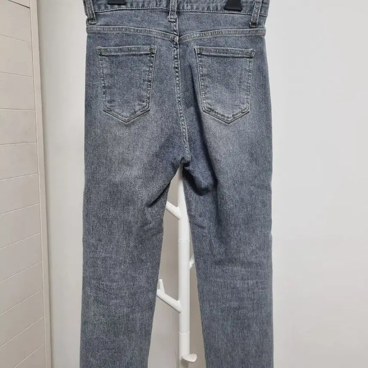 [BUNJANG] Uptownholic Straight Jeans for Petite Women - Gray Denim / 업타운홀릭 키작녀바지 일자 S 숏 150cm  청바지 그레이 일자진 데님