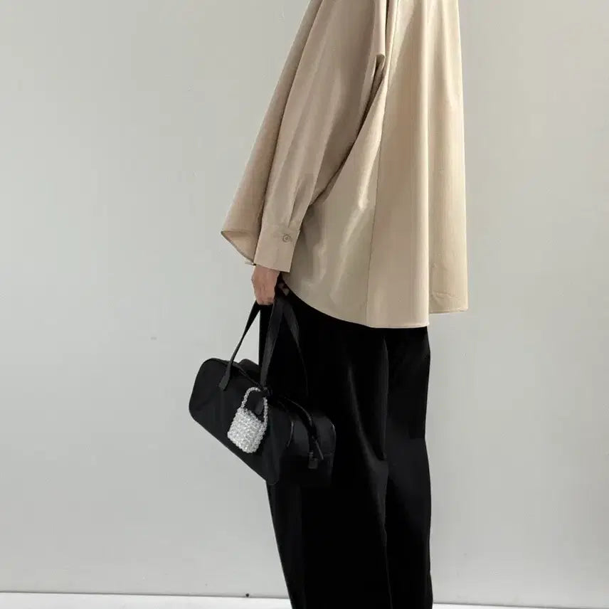 [BUNJANG] Kaelrang Latte Beige Loose Fit Shirt / 꺌랑 왜다려셔츠
