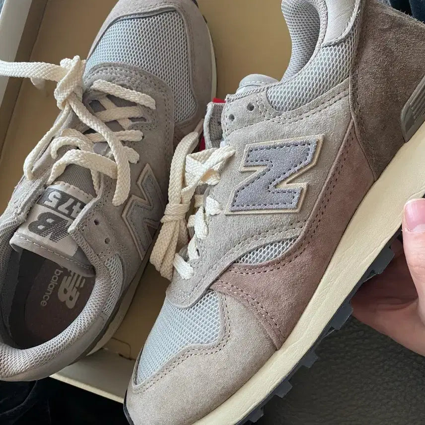 [BUNJANG] New Balance Aurari 475 Shoes (250mm) / 뉴발란스 오라리 475(250사이즈)