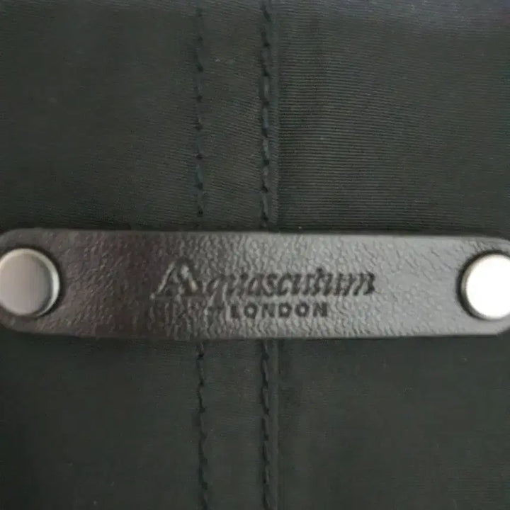 [BUNJANG] Aquascutum Hungarian Goose Down Black Coat (Size 95) / 아쿠아스큐텀 헝가리 구스 블랙 코트 95 새상품급 2025년