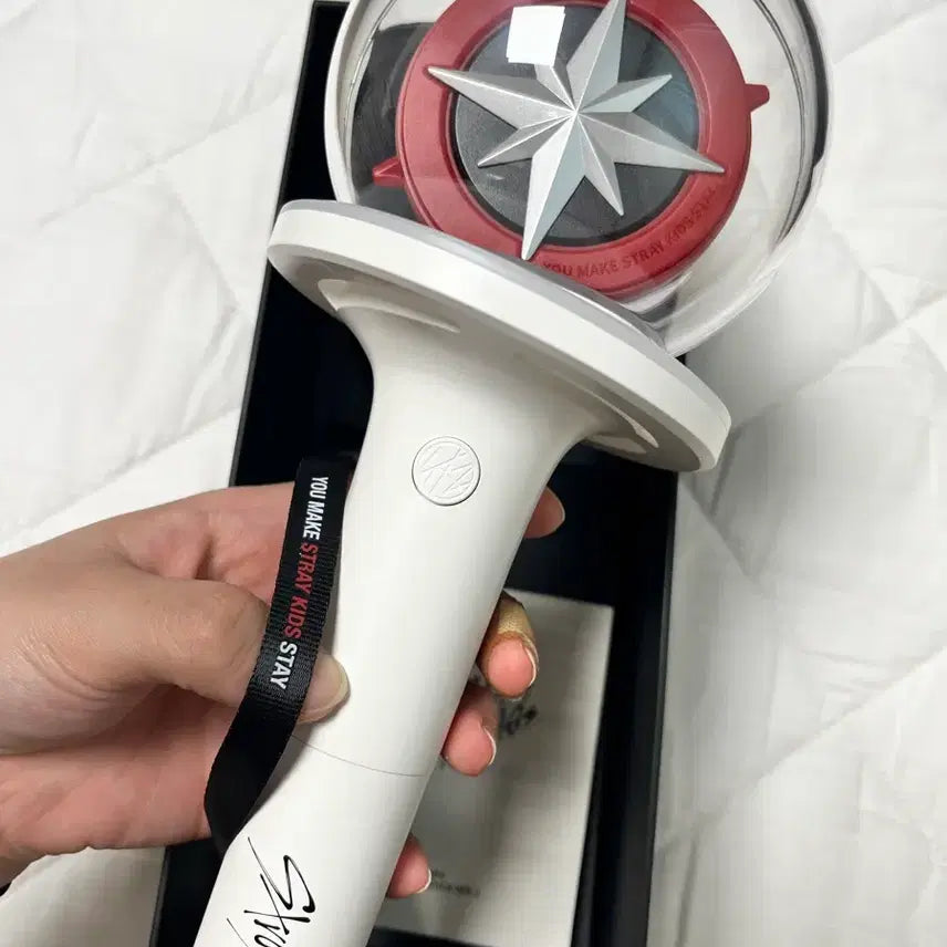 [SOLD OUT] 스키즈 응원봉 나침봉 ver2 판매합니다