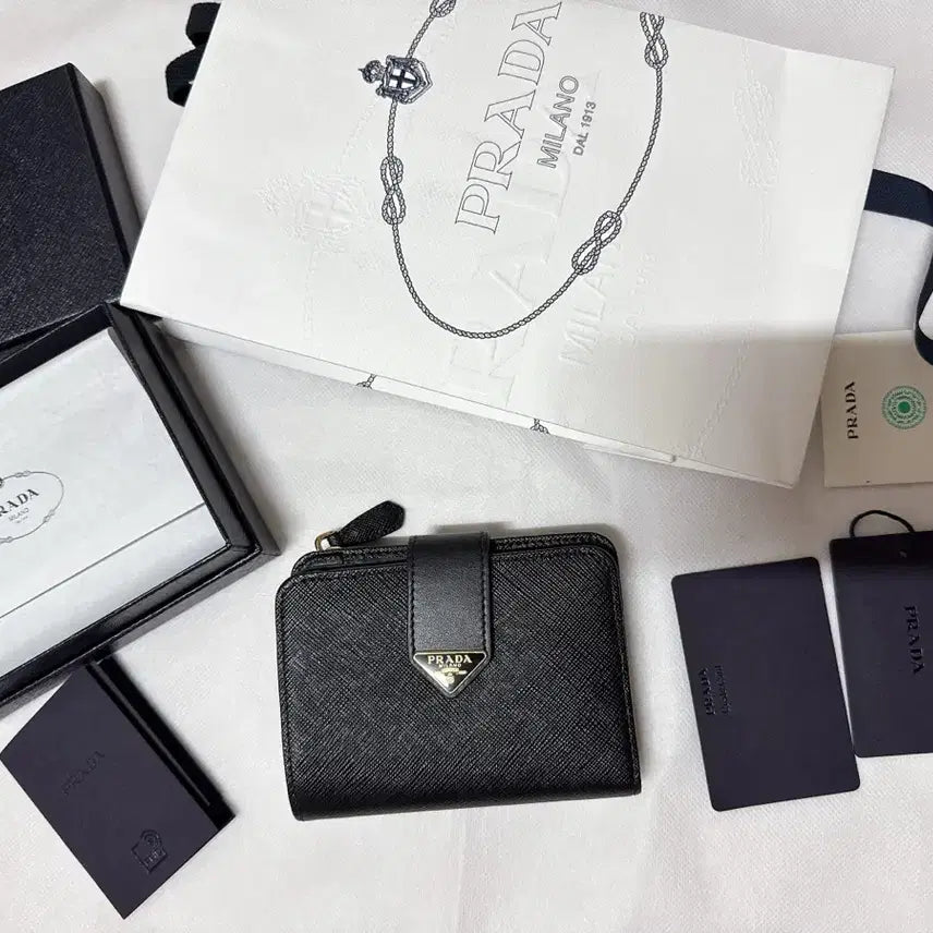 [BUNJANG] Prada Small Logo Leather Wallet / 새상품 프라다 스몰 로고 레더 지갑 블랙