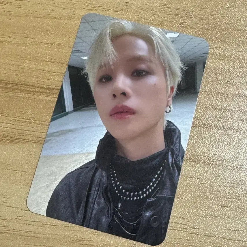 [BUNJANG] iKON JinHwan Thailand Kuzi Photocard / 김진환 태국 쿠지 포카