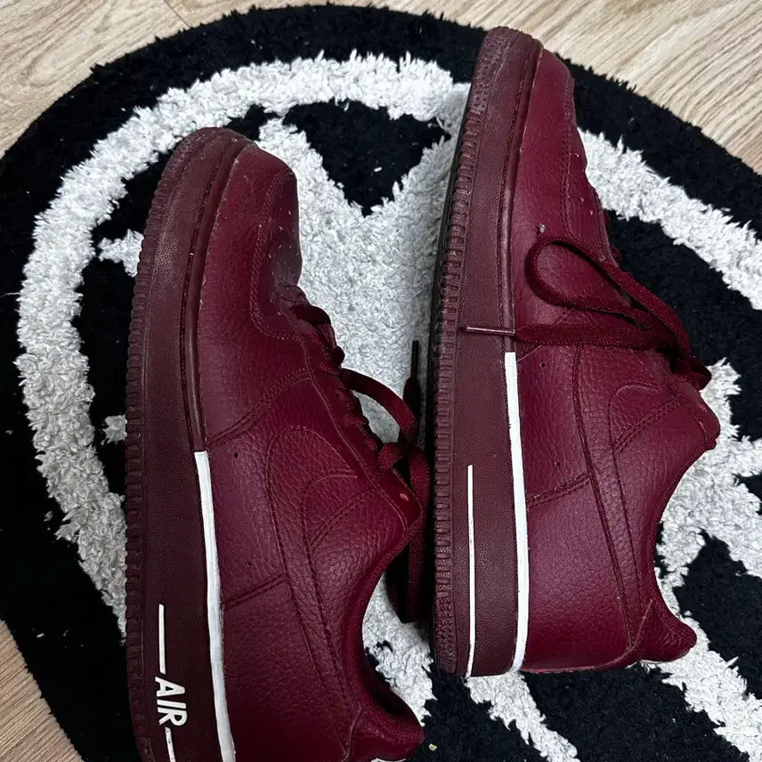[BUNJANG] Nike Air Force 1 Low Burgundy Sneakers / 나이키 에어포스1 로우 버건디 265