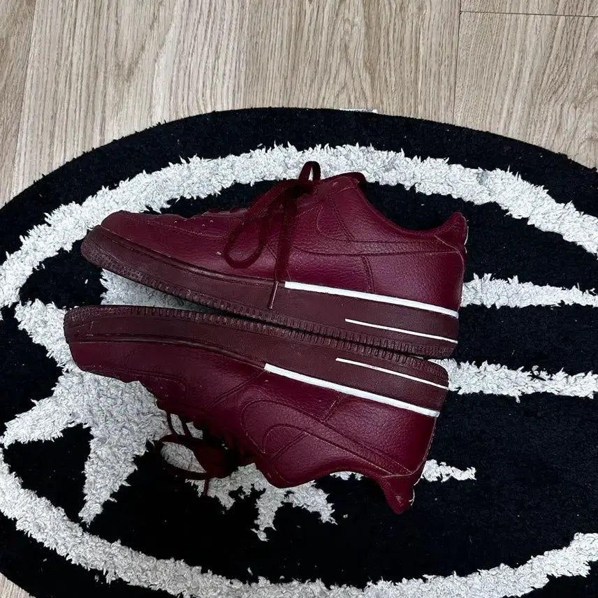 [BUNJANG] Nike Air Force 1 Low Burgundy Sneakers / 나이키 에어포스1 로우 버건디 265