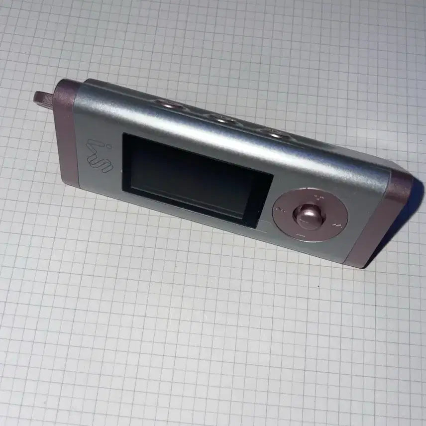 [BUNJANG] Super Junior Eunhyuk SM 30th Anniversary MP3 Player / [급처] 슈퍼주니어 은혁 버전 sm 30주년 mp3 원가 이하 양도