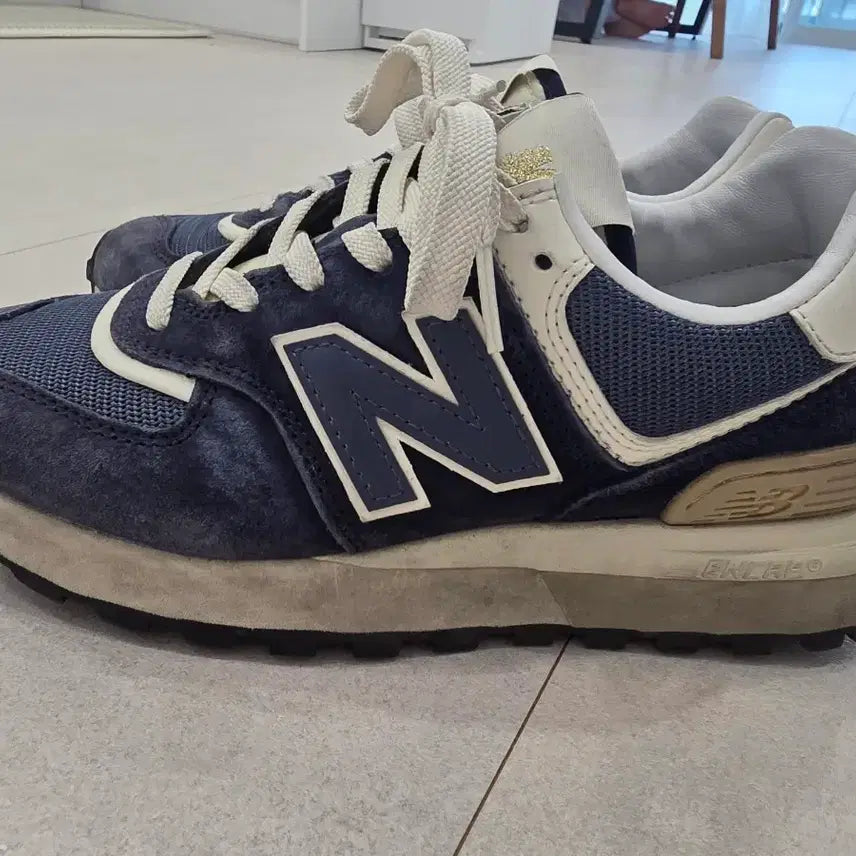 [BUNJANG] New Balance 574 Legacy Navy Sneakers / 뉴발란스 574 레거시, 230사이즈
