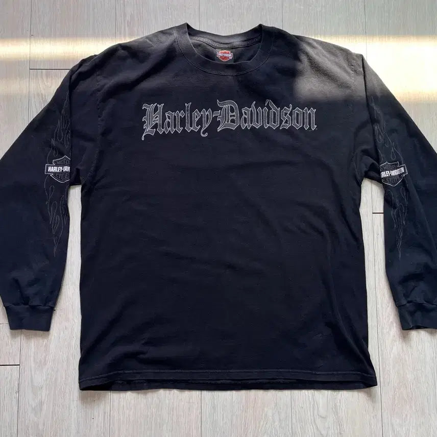 [BUNJANG] Harley-Davidson Old English Black Flame Long Sleeve XL / 07 할리 데이비슨 올드 잉글리시 블랙 플레임 롱슬리브