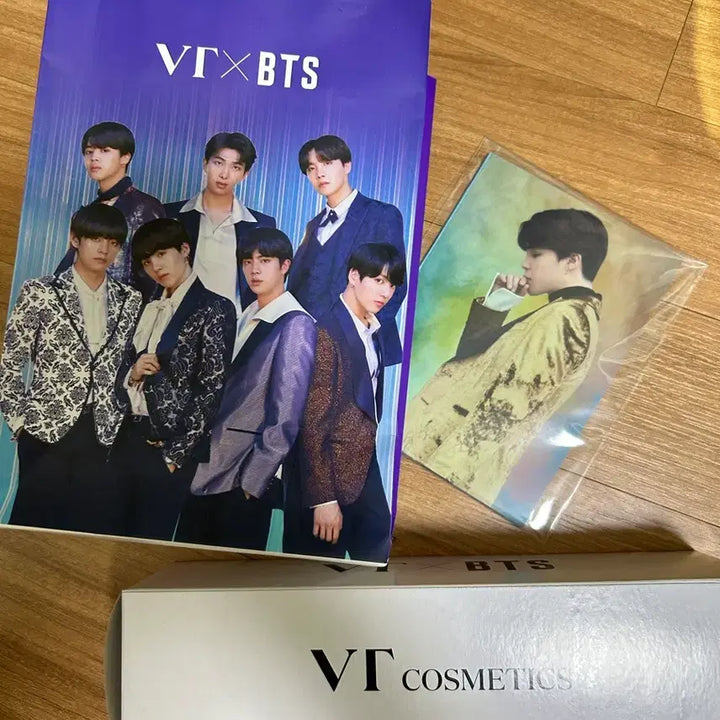 [BUNJANG] BTS VT Collaboration Bundle Set / 방탄소년단 vt 콜라보 포토카드, 브로마이드 포스터, 쇼핑백