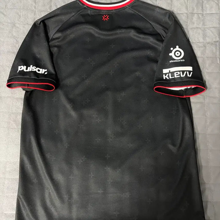 [BUNJANG] T1 2025 Valorant 1st Champion Jersey / T1 티원 2025 1st 유니폼 발로란트