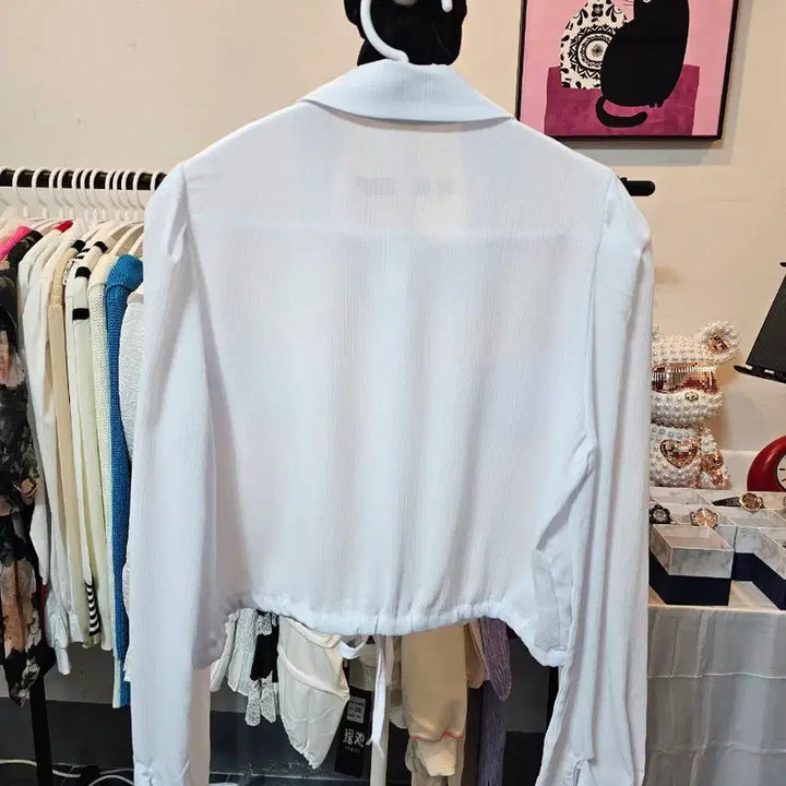 [BUNJANG] White Cropped Shirt Blouse with Tie Detail / 화이트 크롭 셔츠 블라우스