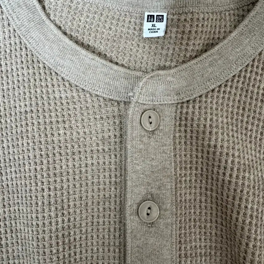 [BUNJANG] Uniqlo Waffle Henley Neck T-shirt / 유니클로 와플 XL 헨리넥 티셔츠
