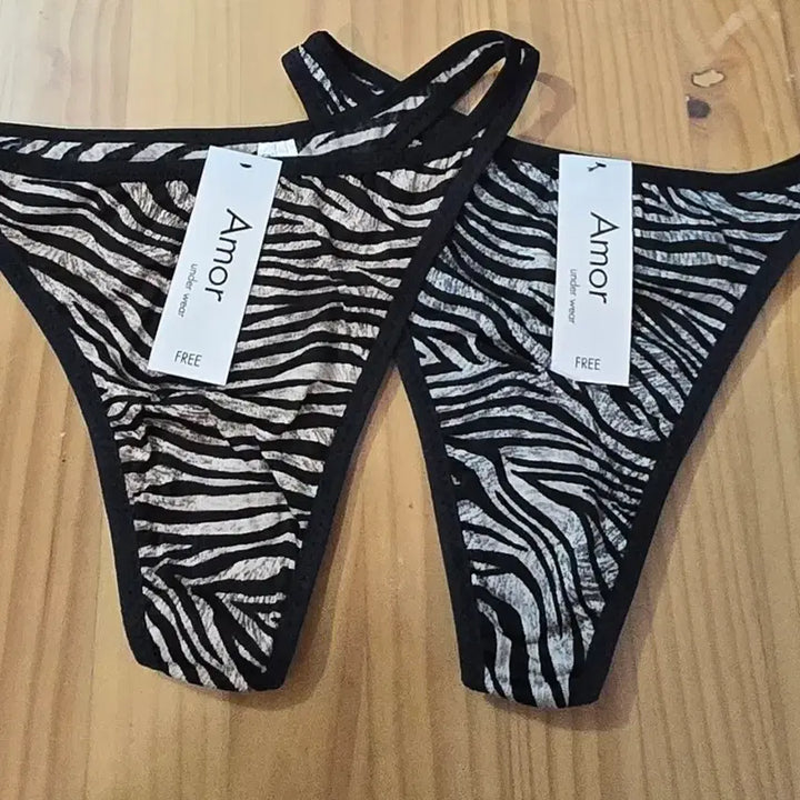 [BUNJANG] Zebra Style Thong Panties (2-Piece Set) / 지브라스타일 티팬티