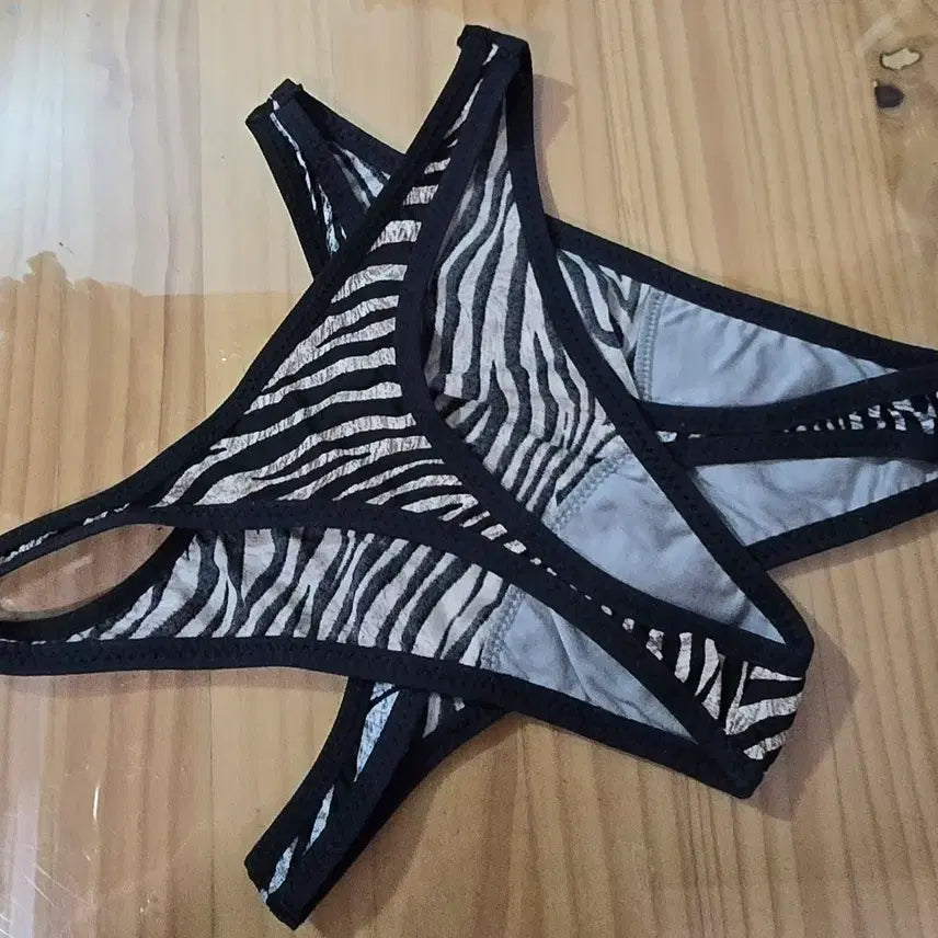 [BUNJANG] Zebra Style Thong Panties (2-Piece Set) / 지브라스타일 티팬티