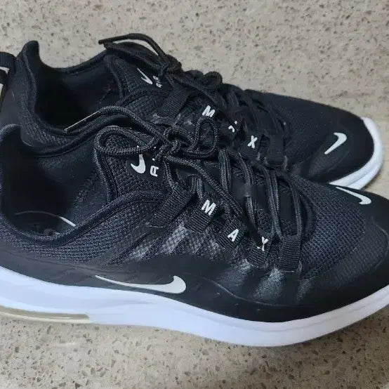 [BUNJANG] Nike Air Max AXIS Black Sneakers (Size 245) / 나이키 에어맥스 AXIS 블랙 운동화 size245