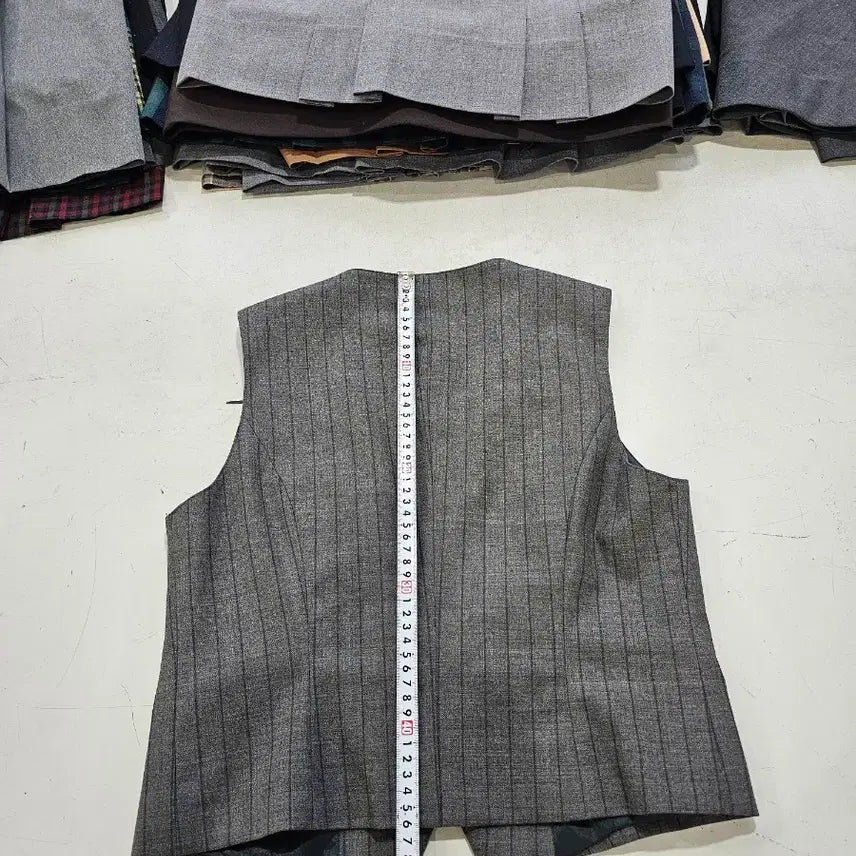 [SOLD OUT] 중고여성 교복조끼 사이즈 90