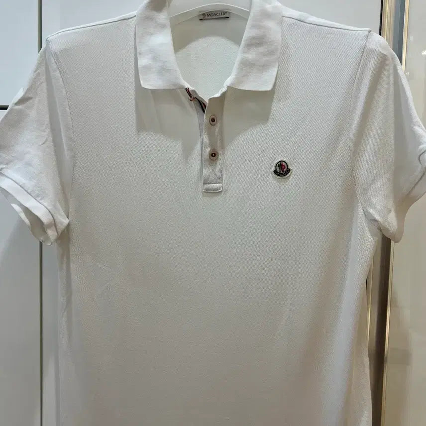 [BUNJANG] Moncler White Collar Polo Shirt XL / 몽클레어 화이트 카라티반팔 xl