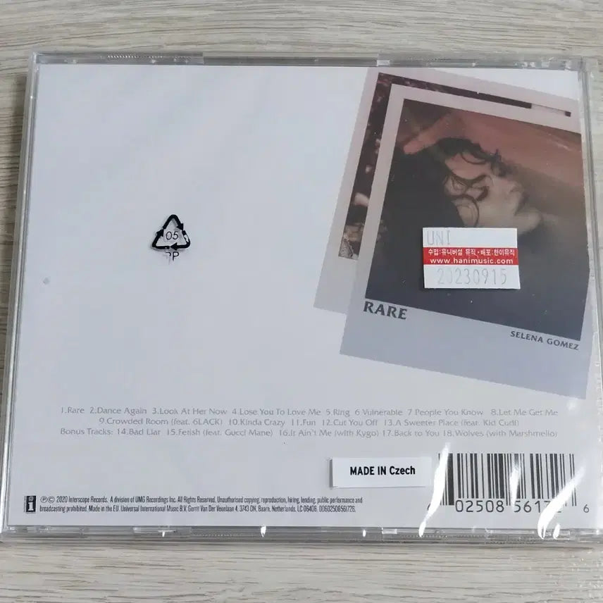 [BUNJANG] Selena Gomez Rare Deluxe Edition CD / [택포] Selena Gomez - Rare Deluxe 신품급 CD