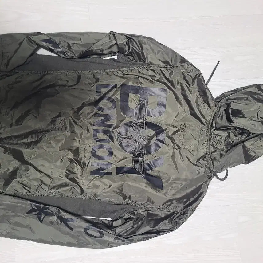 [BUNJANG] Boy London Khaki Hooded Zip-Up Jacket M / 보이 런던 카키색 후드 집업 M