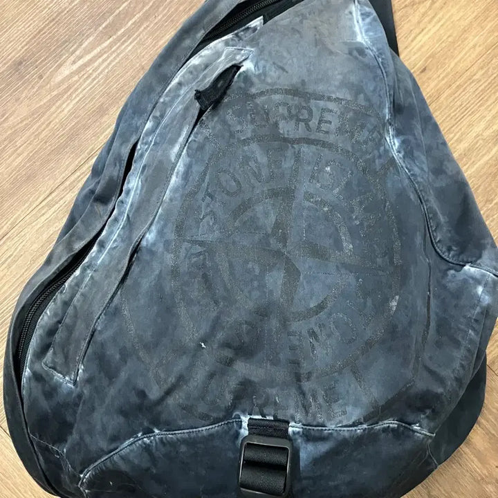 [BUNJANG] Supreme Stone Island Sling Bag / 슈프림 스톤아일랜드 슬링백