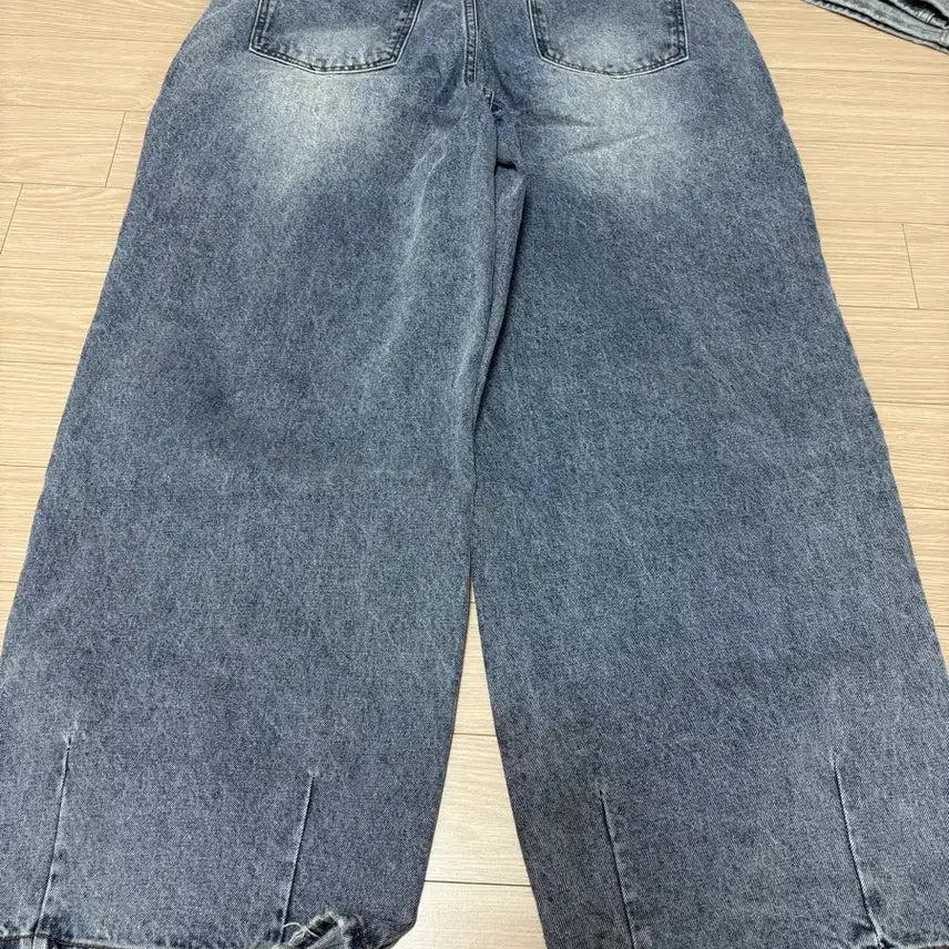 [BUNJANG] X Container Wide Balloon Fit Denim Pants / 엑스컨테이너 와이드 벌룬핏 데님 팬츠