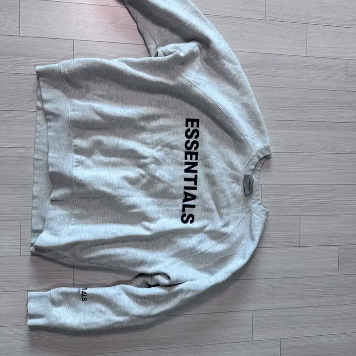 [SOLD OUT] 피어오브갓 에센셜 맨투맨 M