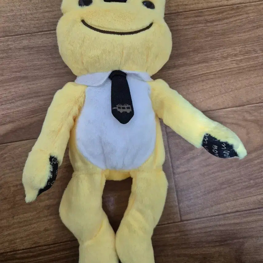 [BUNJANG] Pickles the Frog Osaka Umeda Station Limited Plush / 피클스 더 프로그 오사카 우메다역 한정 인형 팝니다.