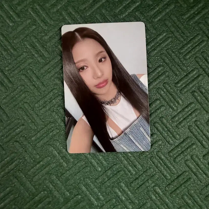 [BUNJANG] BADVILLAIN Chloe Young Photocard / 배드빌런 클로이영 앨범 포토카드 양도