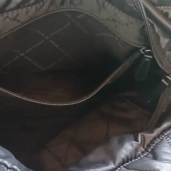 [BUNJANG] Michael Kors Quilted Tote Bag / (강원 양양) 마이클 코어스 퀼팅 토트백 블랙