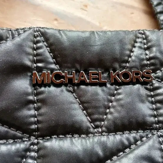 [BUNJANG] Michael Kors Quilted Tote Bag / (강원 양양) 마이클 코어스 퀼팅 토트백 블랙