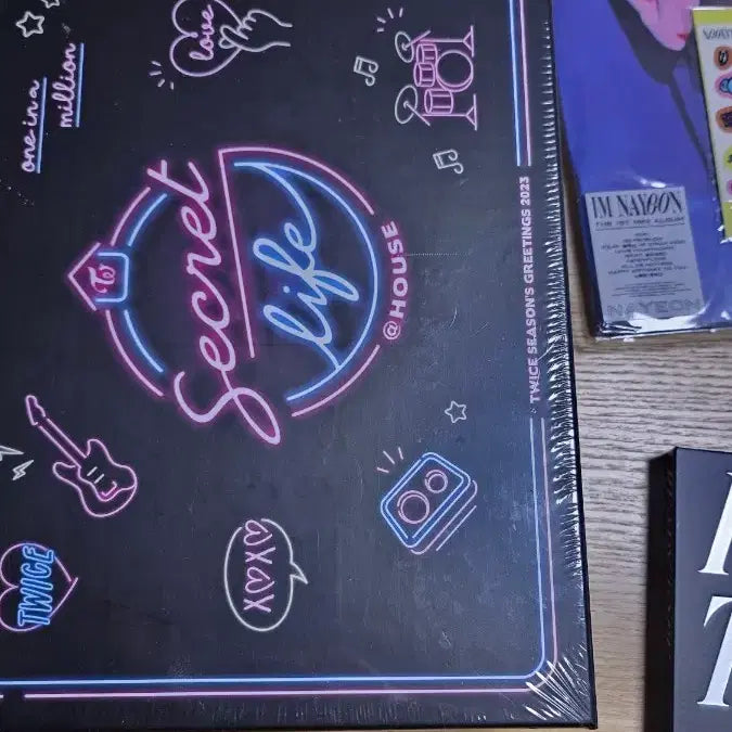 [BUNJANG] Nayeon Ready To Be Unsealed Album / 나연솔로앨범  2023 시그 레디투비 개봉앨범
