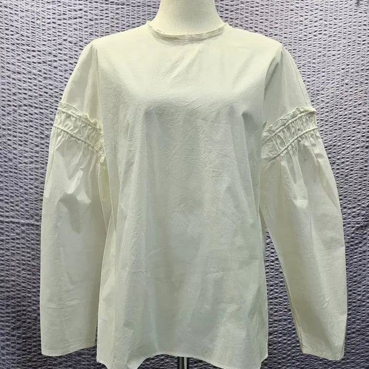 [BUNJANG] 2nd Floor White Frill Blouse / 2nd floor 화이트 프릴 블라우스 2