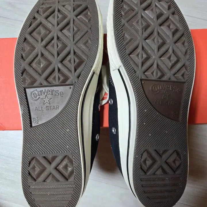 [SOLD OUT] 컨버스 척 70 클래식 블랙 270 (162058C)