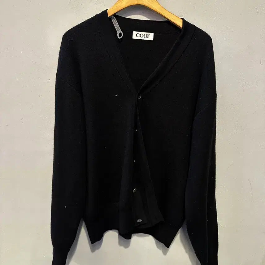 [SOLD OUT] 쿠어 정품 니트가디건